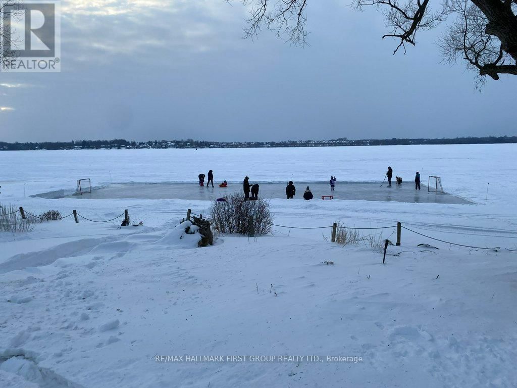 6 AMBLESIDE DRIVE Image 47