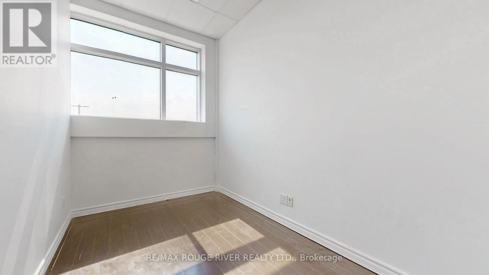 D211 - 69 LEBOVIC AVENUE Image 17