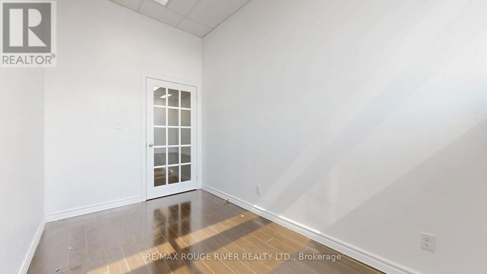 D211 - 69 LEBOVIC AVENUE Image 19