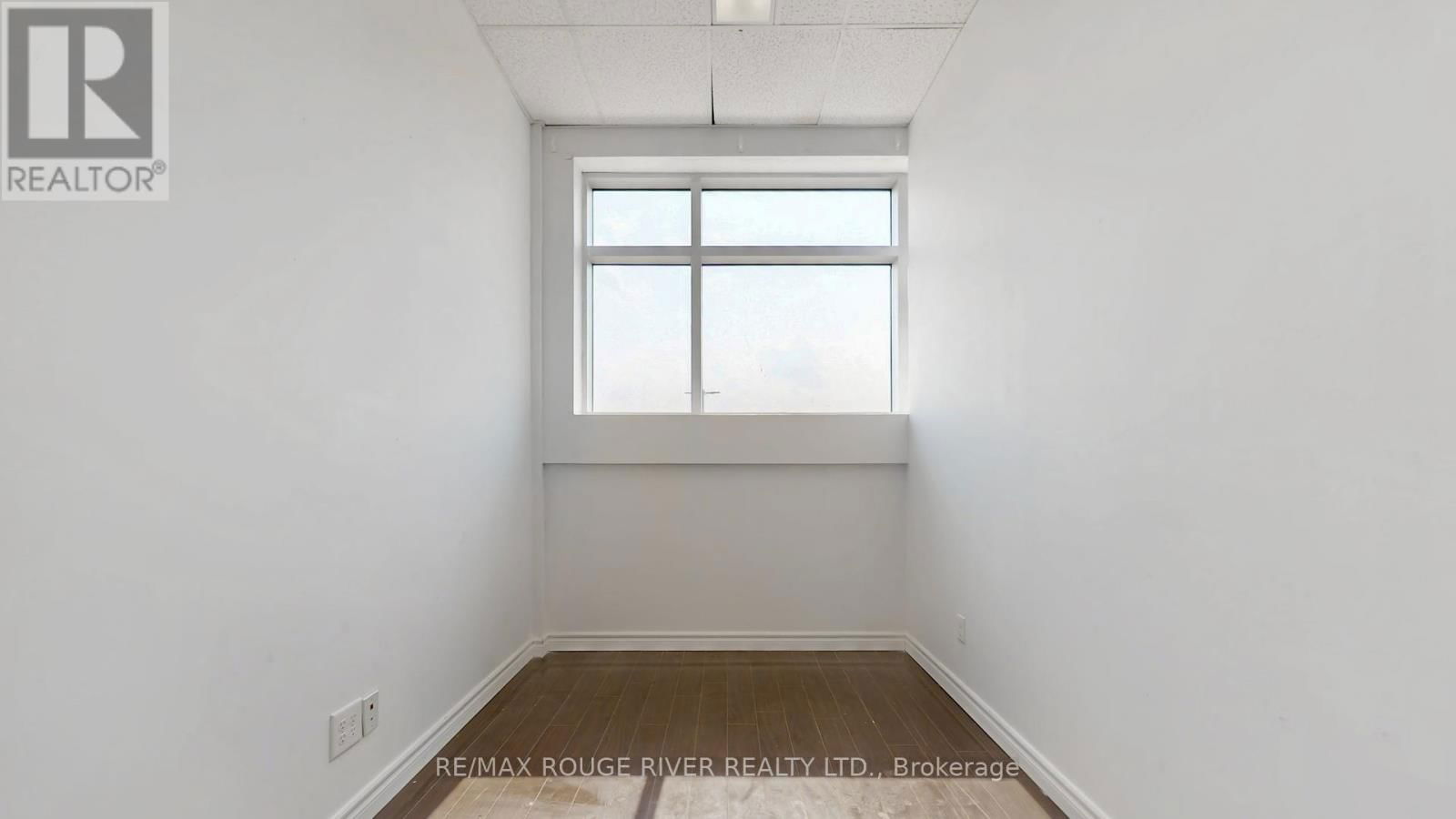 D211 - 69 LEBOVIC AVENUE Image 21