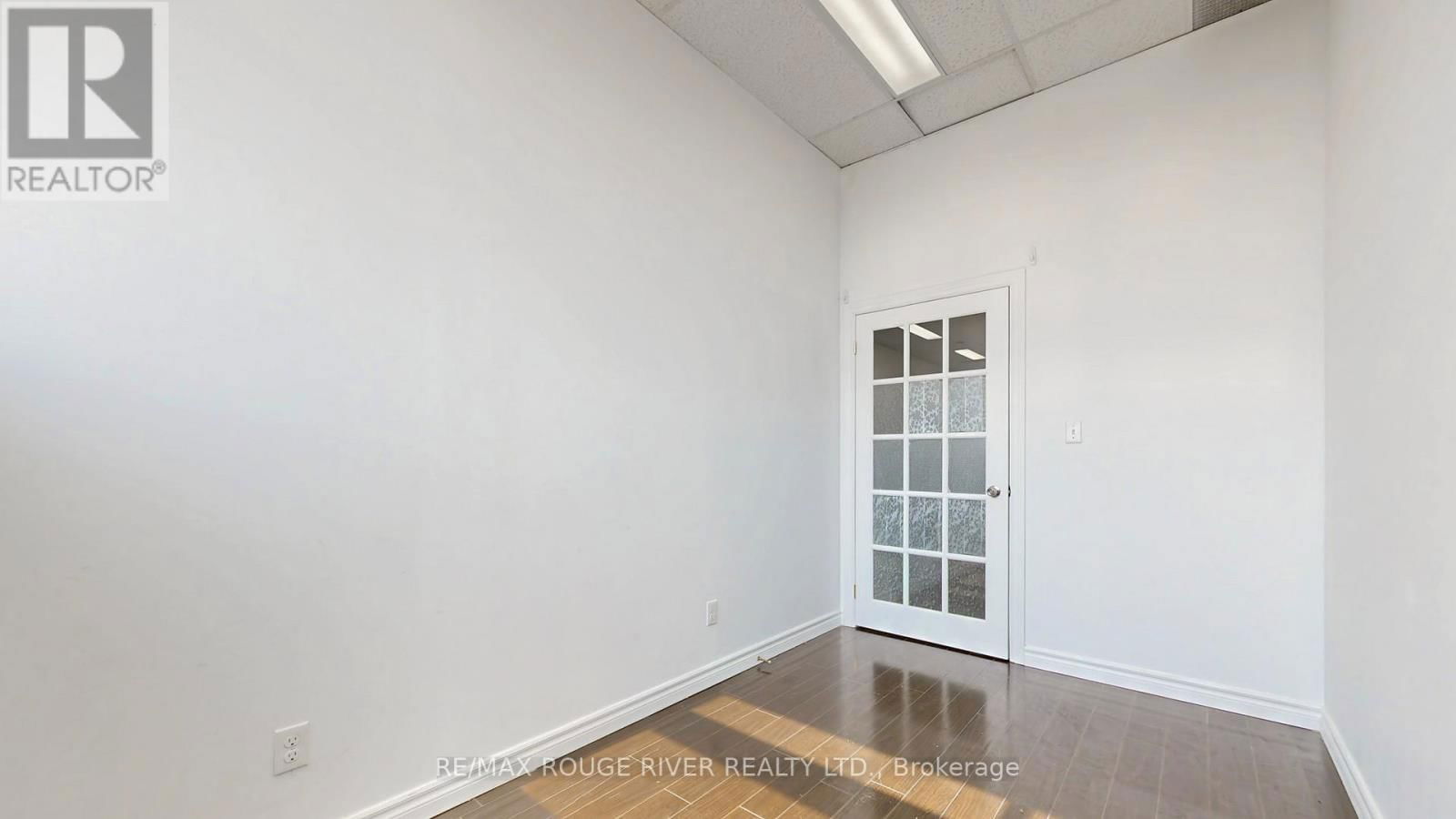 D211 - 69 LEBOVIC AVENUE Image 22