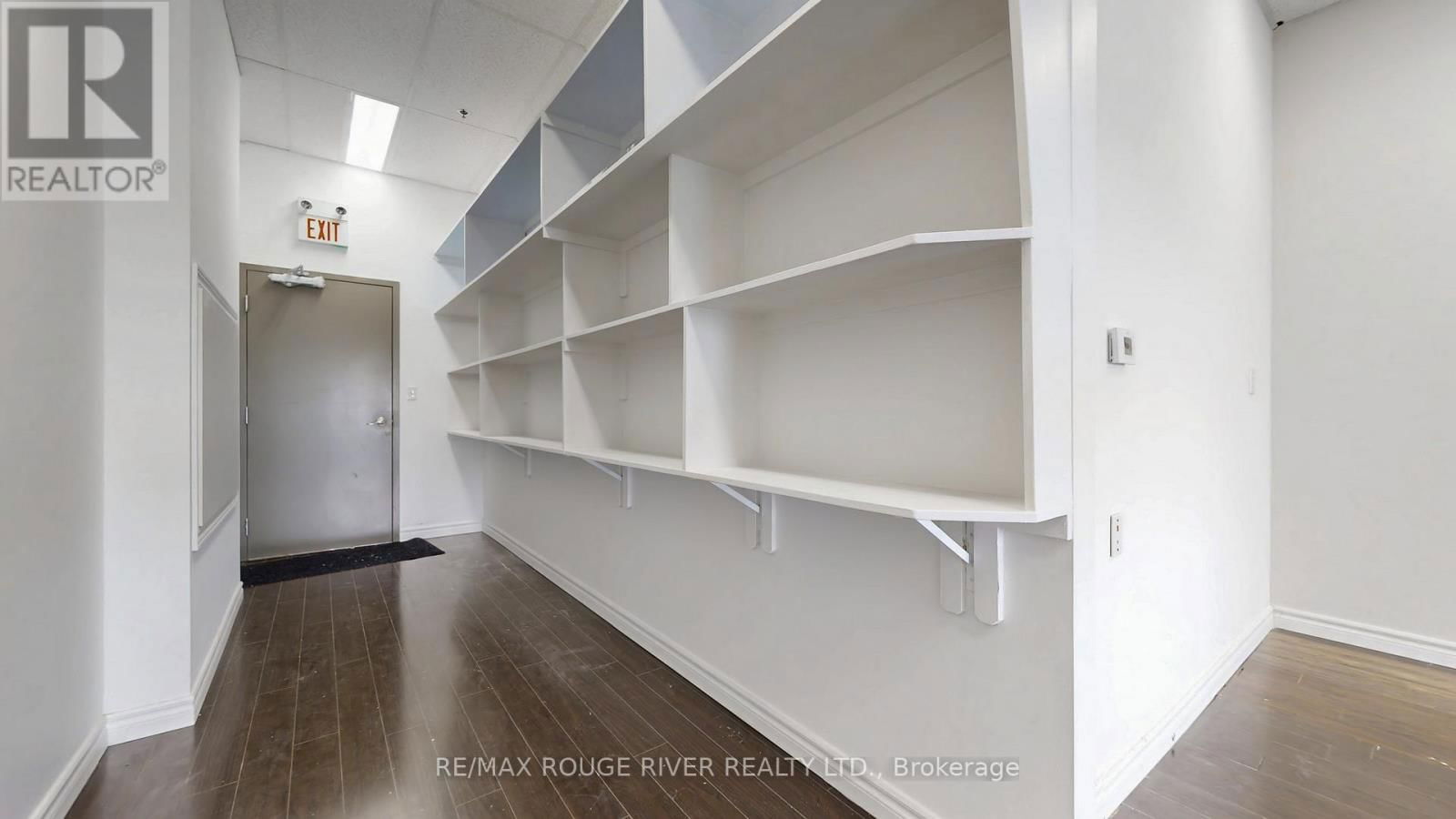D211 - 69 LEBOVIC AVENUE Image 23
