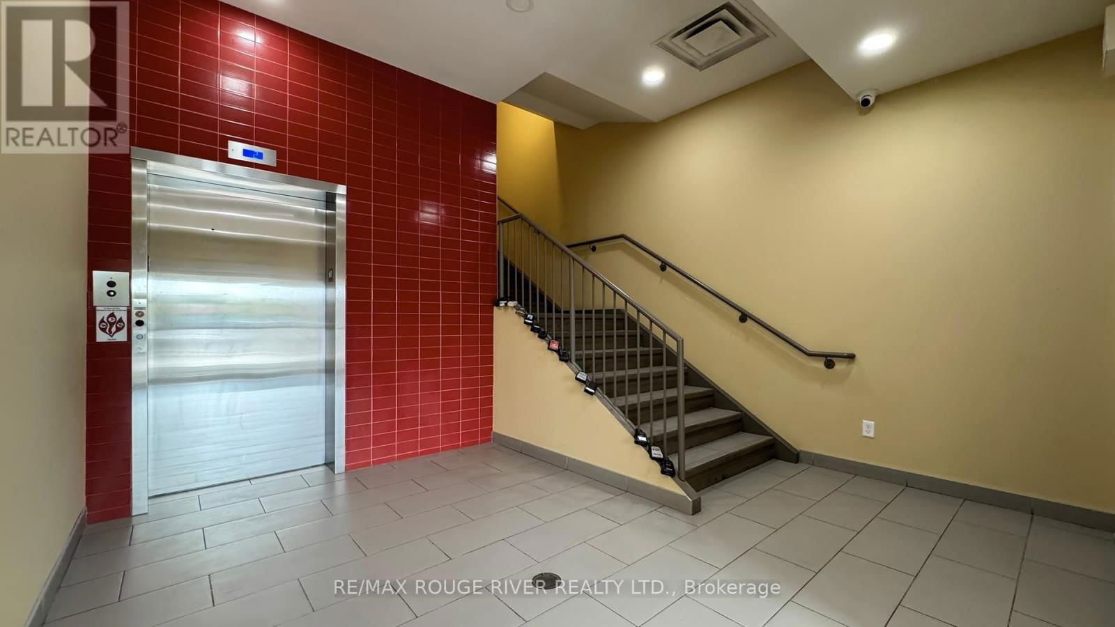 D211 - 69 LEBOVIC AVENUE Image 7
