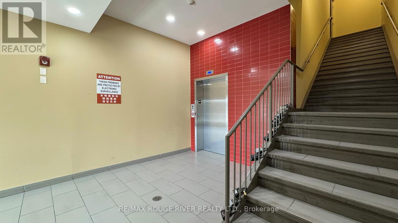 D211 - 69 LEBOVIC AVENUE Image 8
