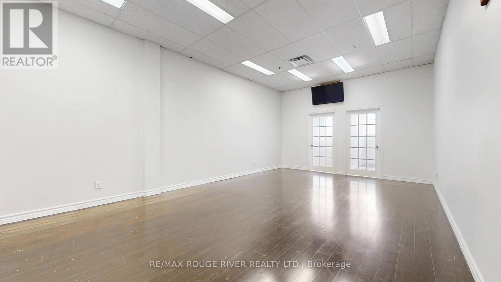 D211 - 69 LEBOVIC AVENUE Image 9