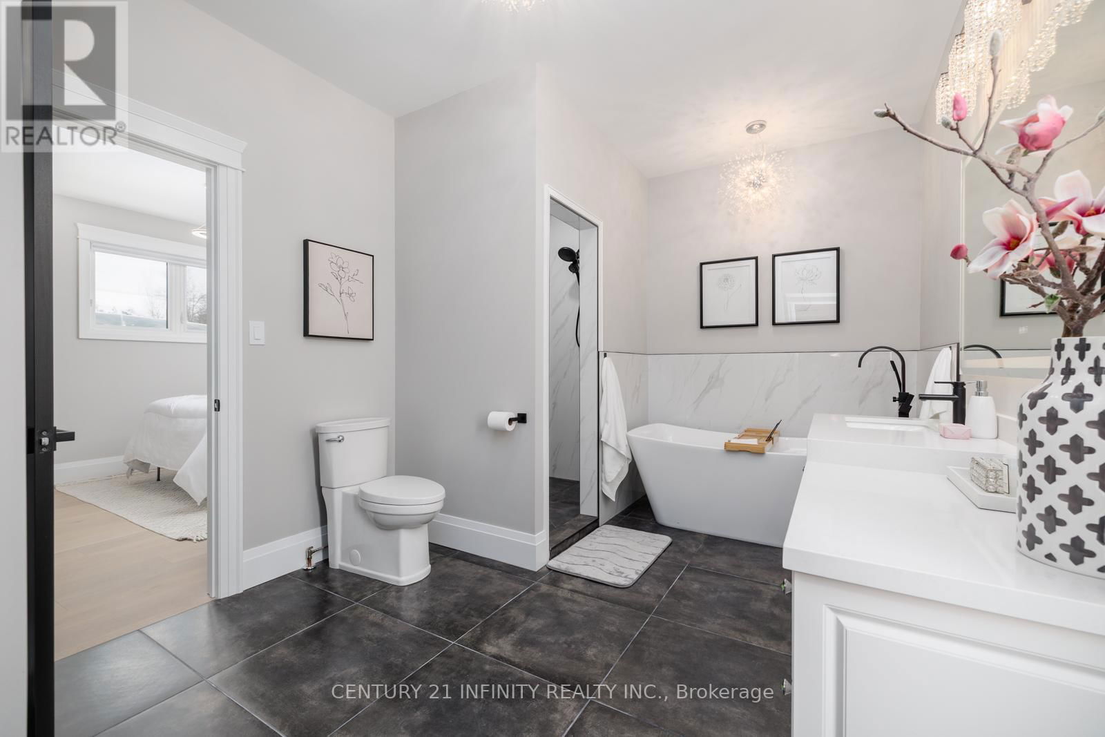 2033 NASH ROAD Image 33