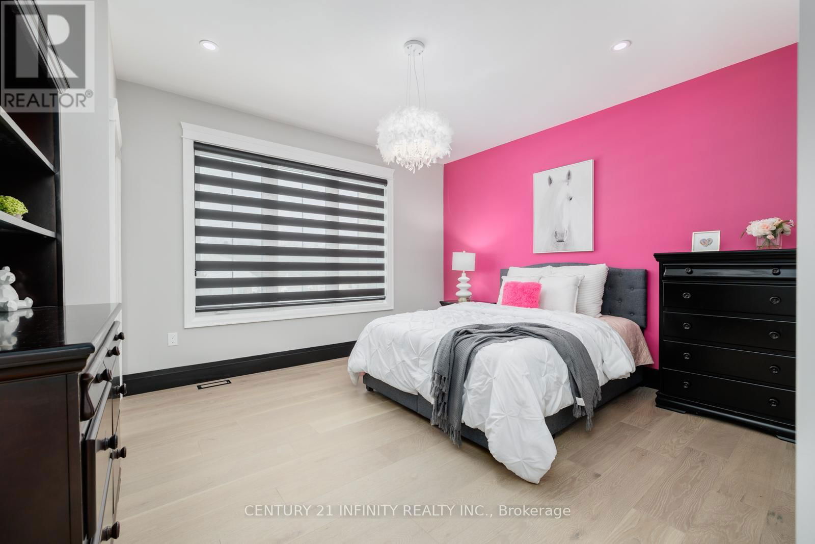 2033 NASH ROAD Image 34