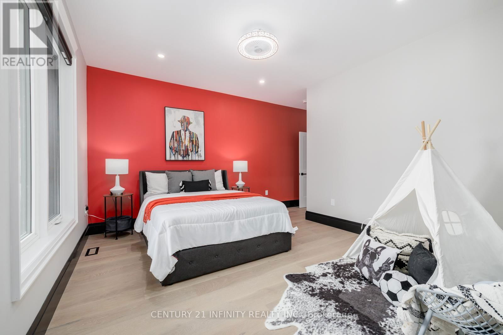2033 NASH ROAD Image 35