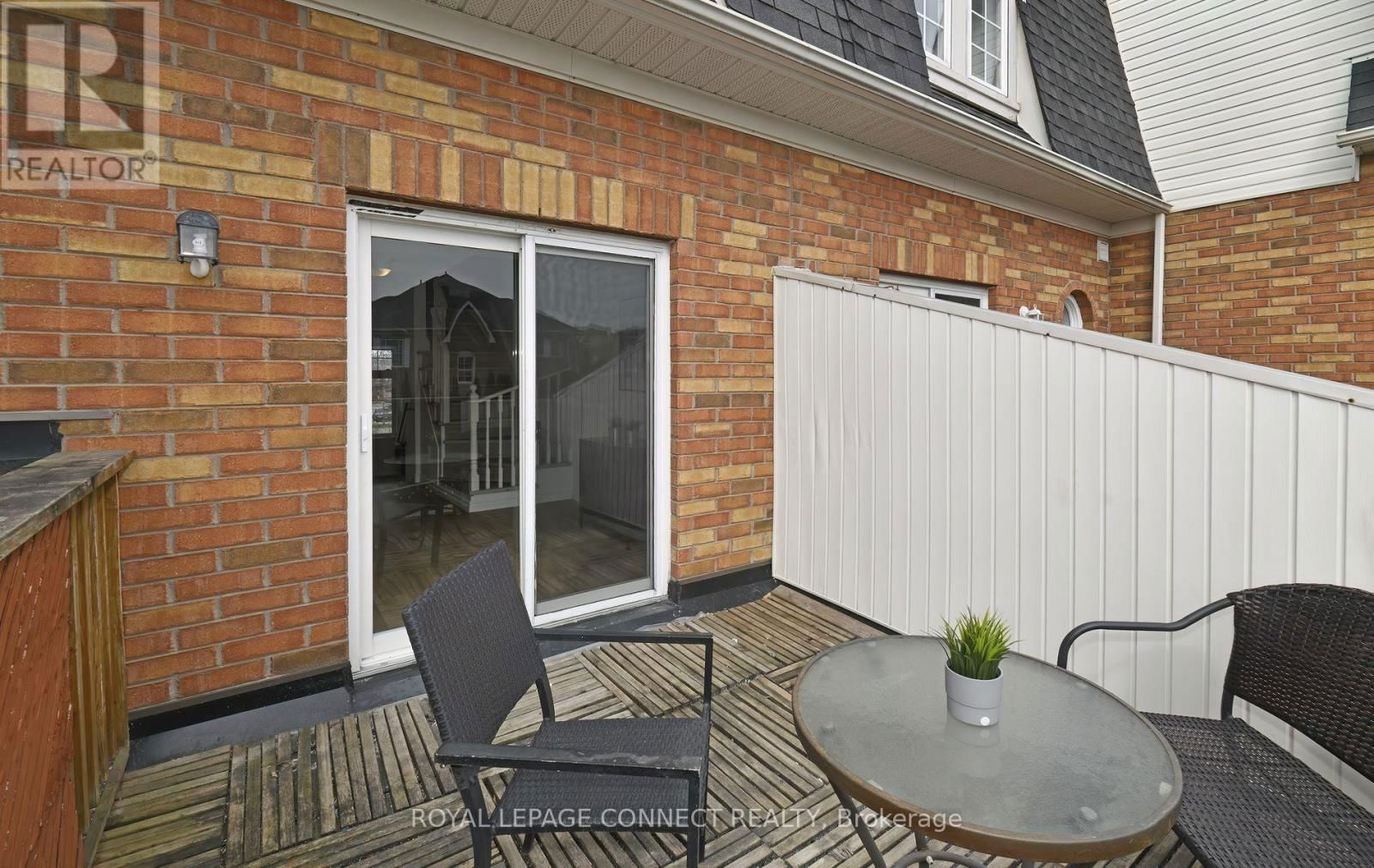 85 SPRUCEDALE WAY Image 18