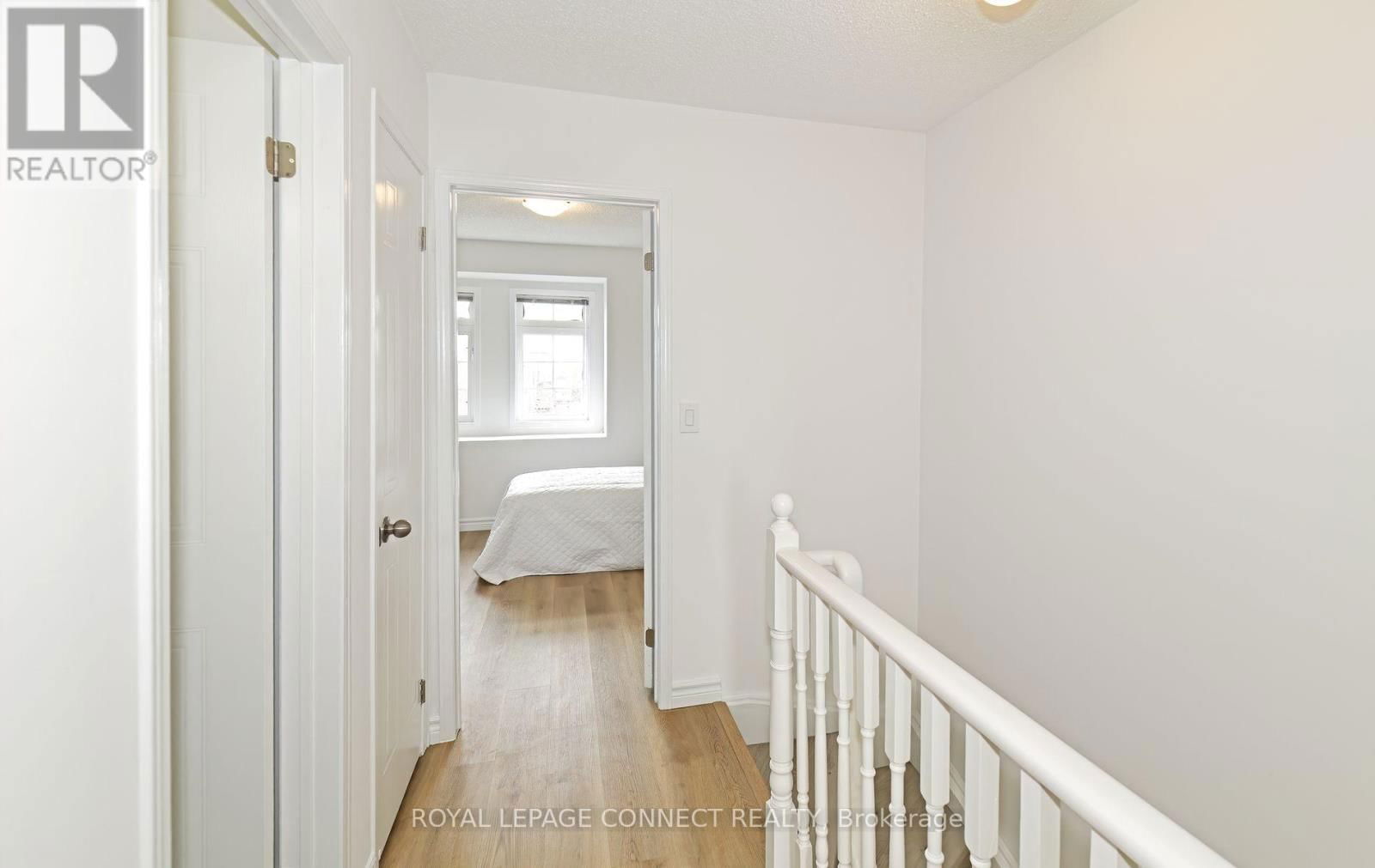 85 SPRUCEDALE WAY Image 24