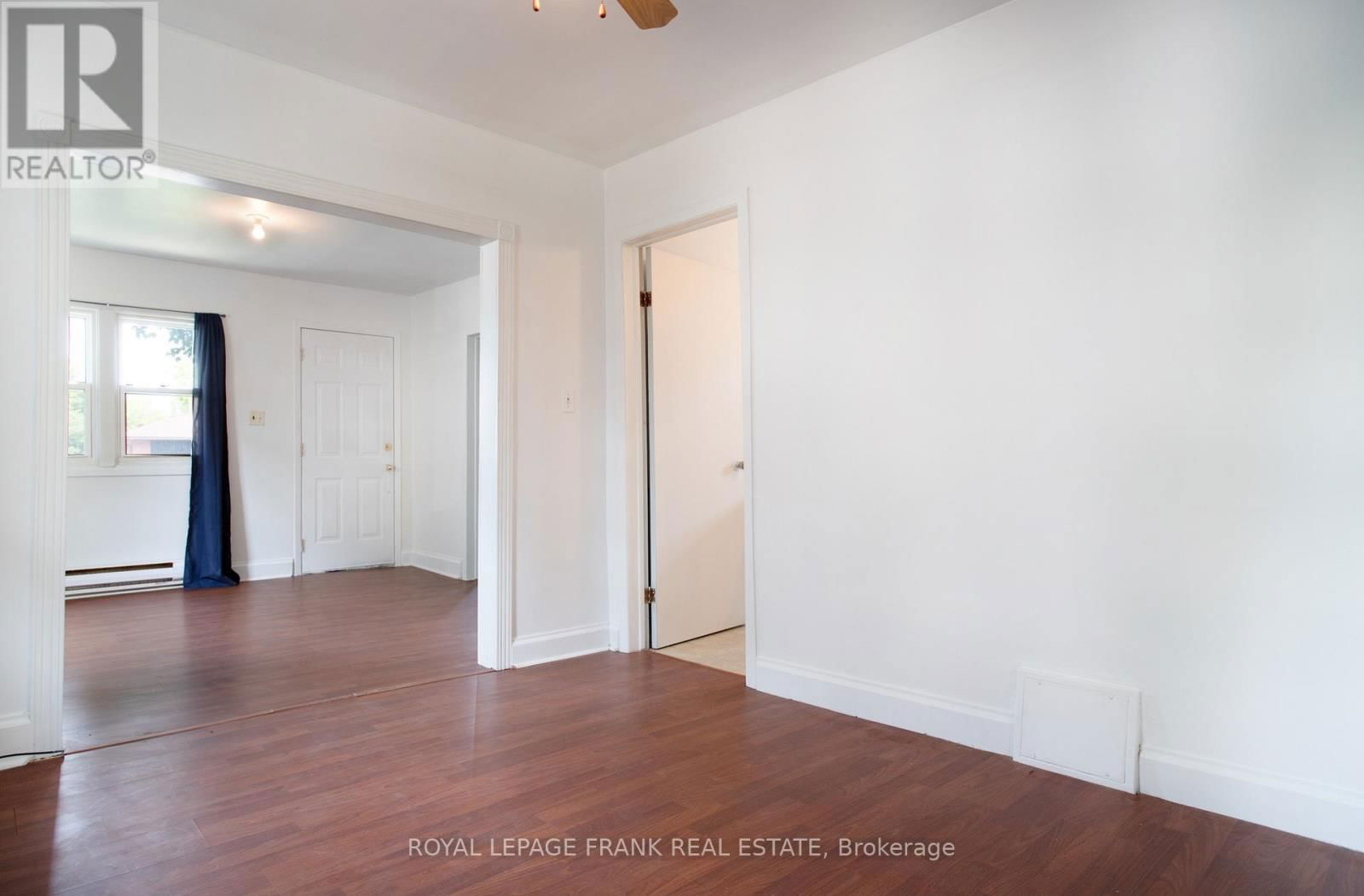 377 ADELAIDE AVENUE WEST Image 11