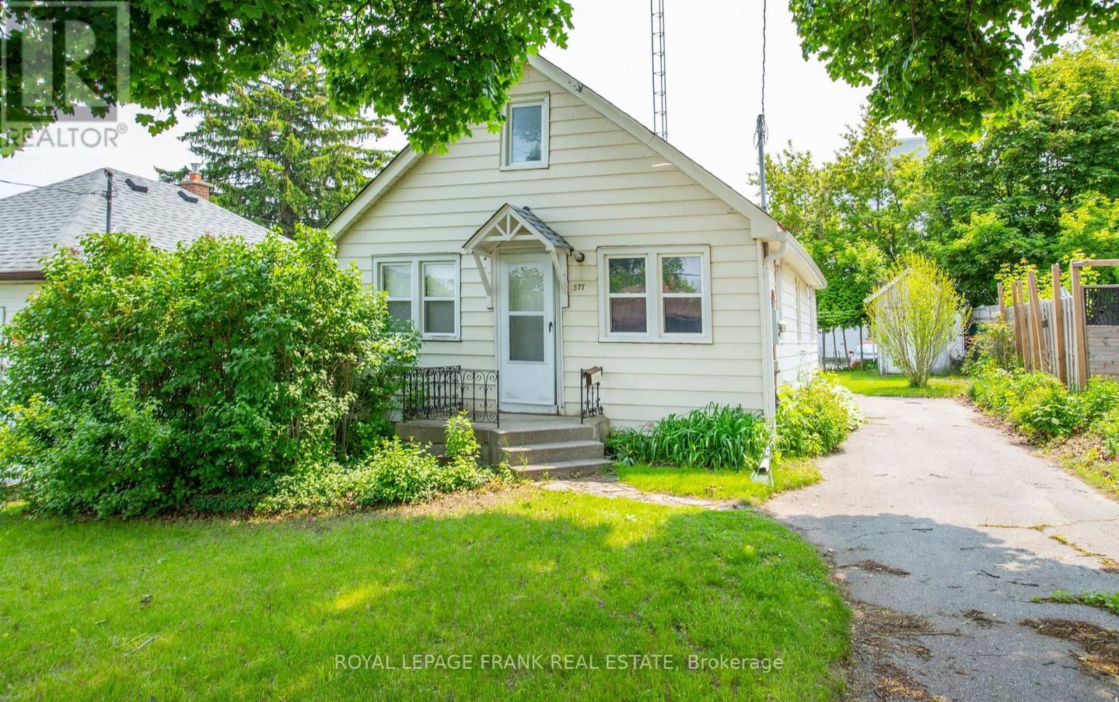 377 ADELAIDE AVENUE WEST Image 2