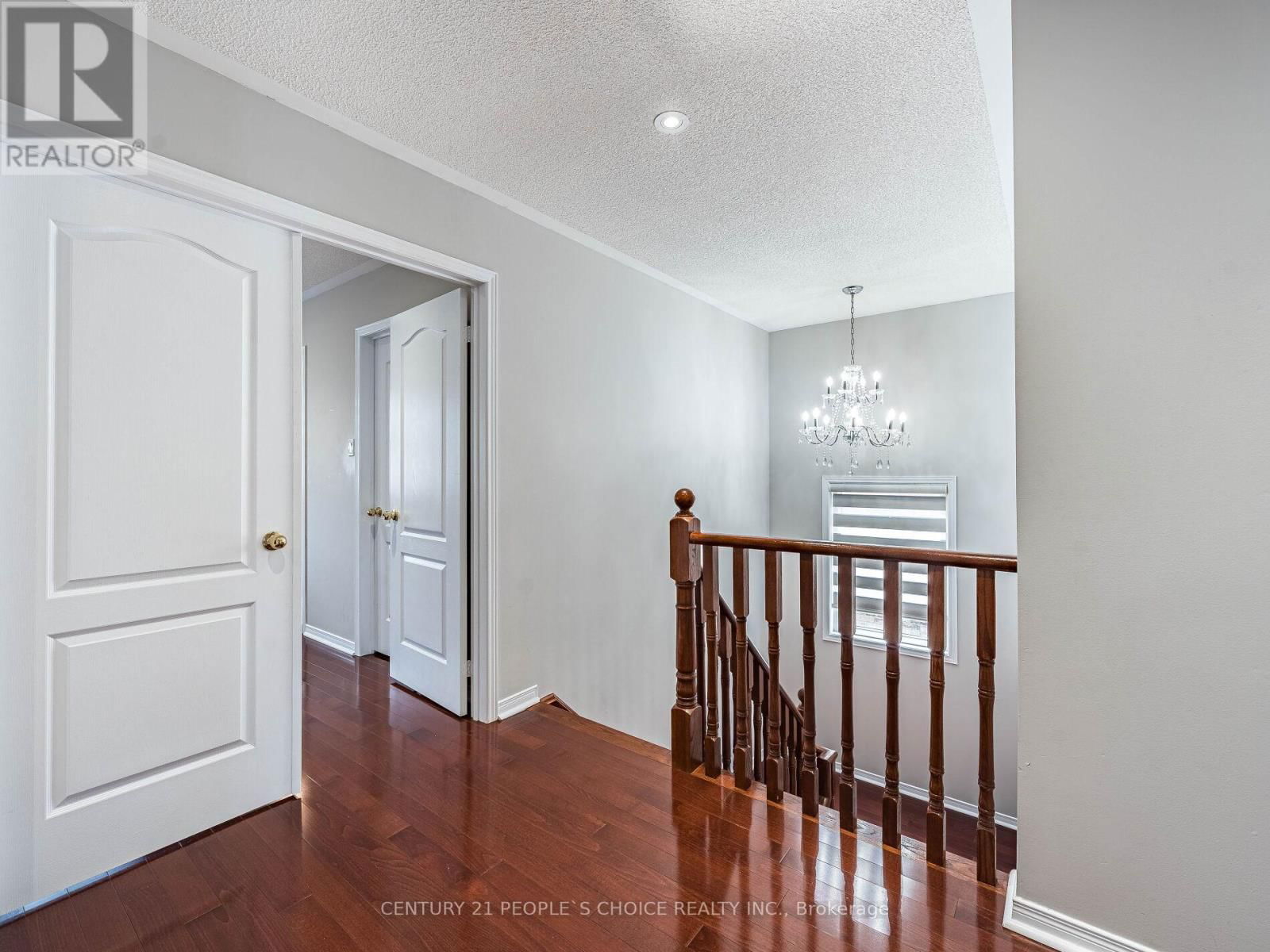 19 BARDEN CRESCENT Image 21