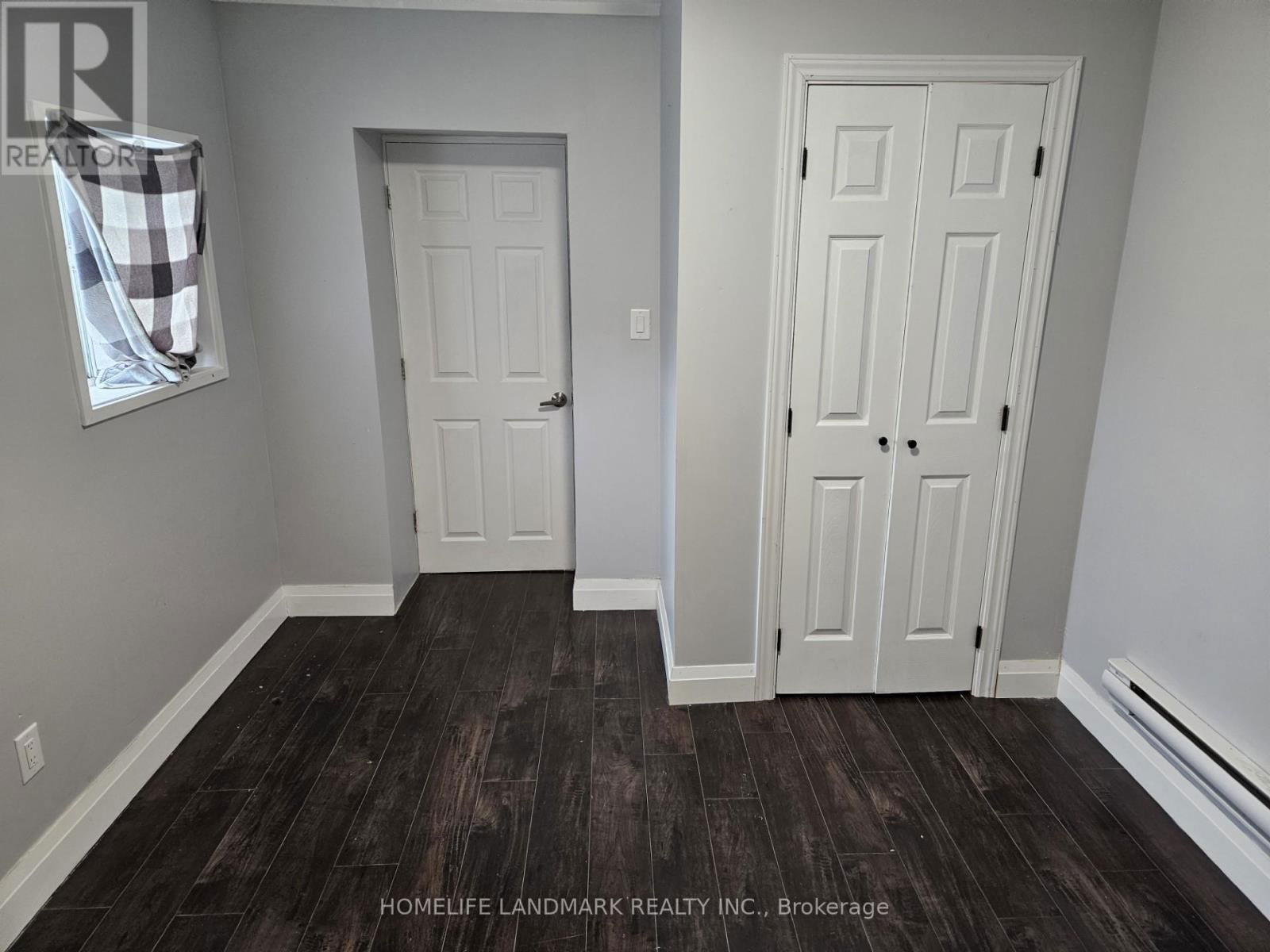 3B Albany - 451 SIMCOE STREET SOUTH Image 13