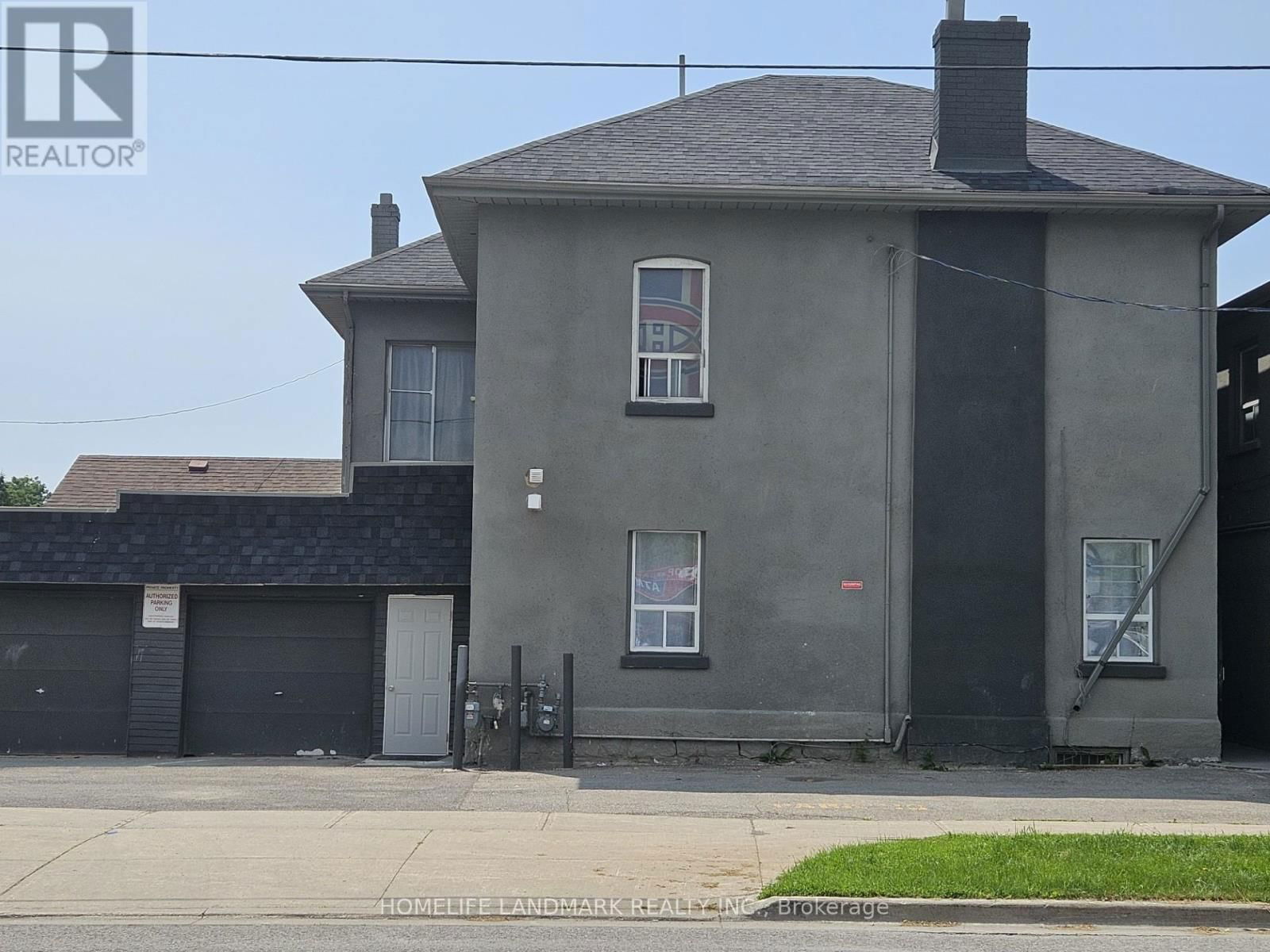 3B Albany - 451 SIMCOE STREET SOUTH Image 3