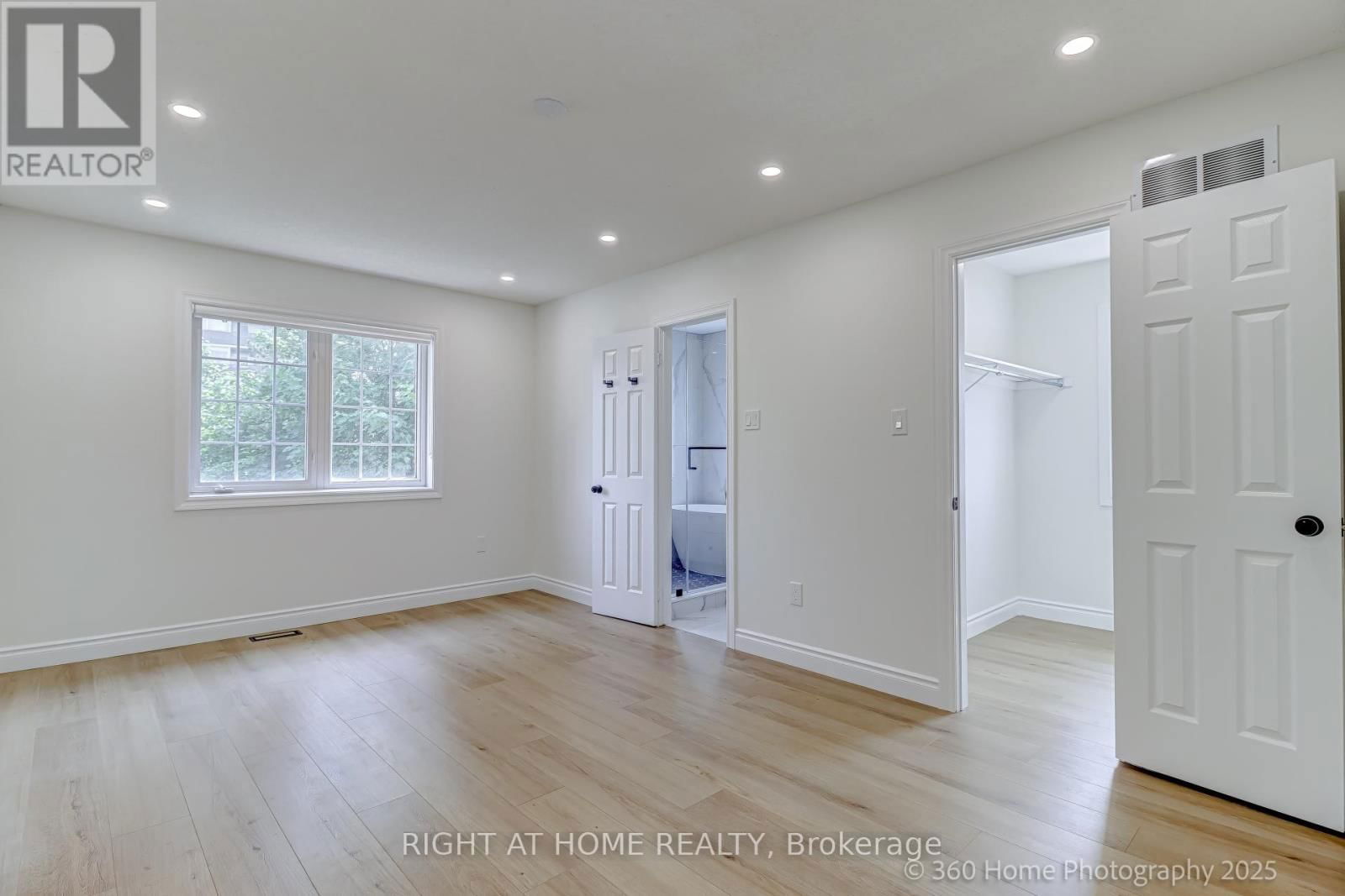1 BIRCHCREST COURT Image 14