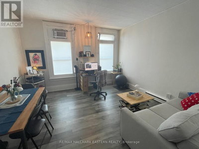 Image #1 of Commercial for Sale at Queen, Scugog , Ontario