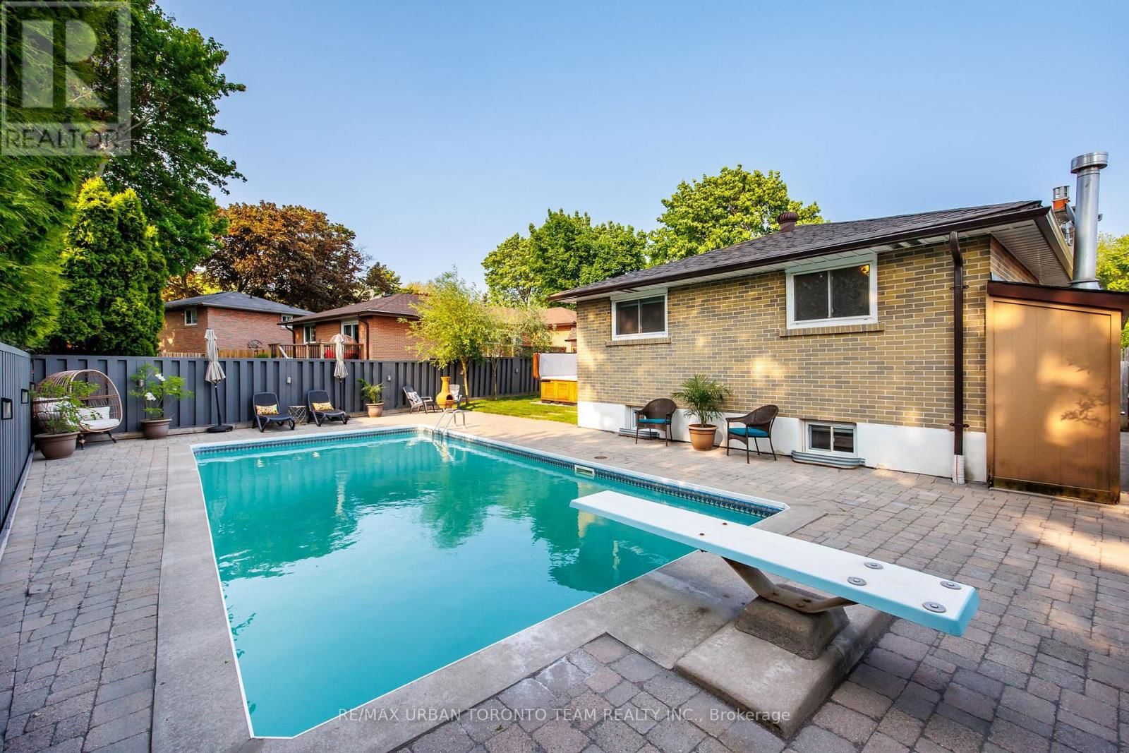 57 RAVINE PARK CRESCENT Image 38