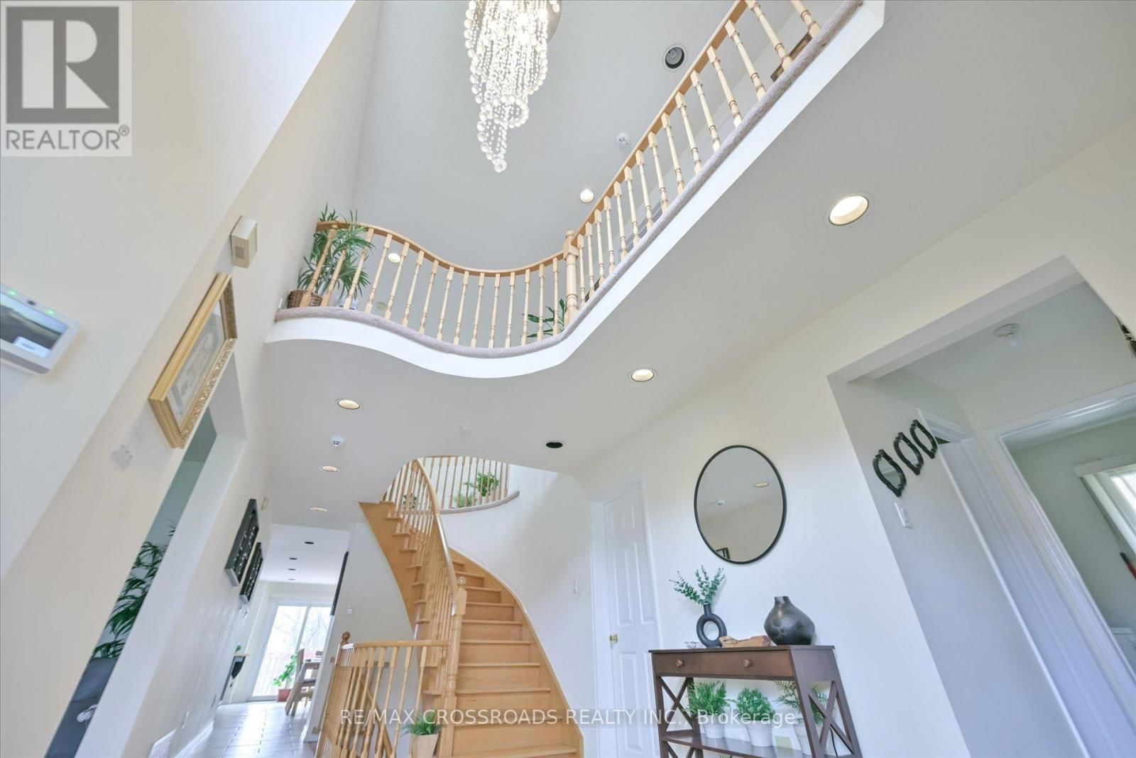 6 GLENHEATHER TERRACE Image 1
