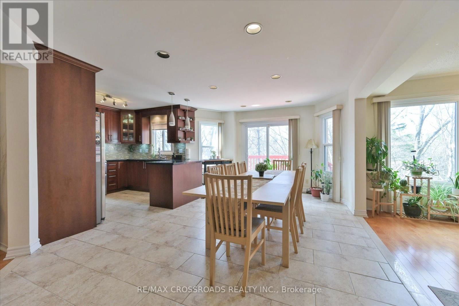 6 GLENHEATHER TERRACE Image 11