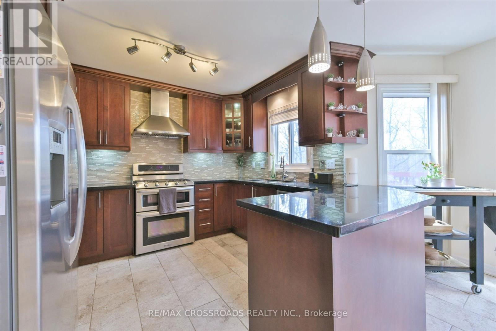 6 GLENHEATHER TERRACE Image 12