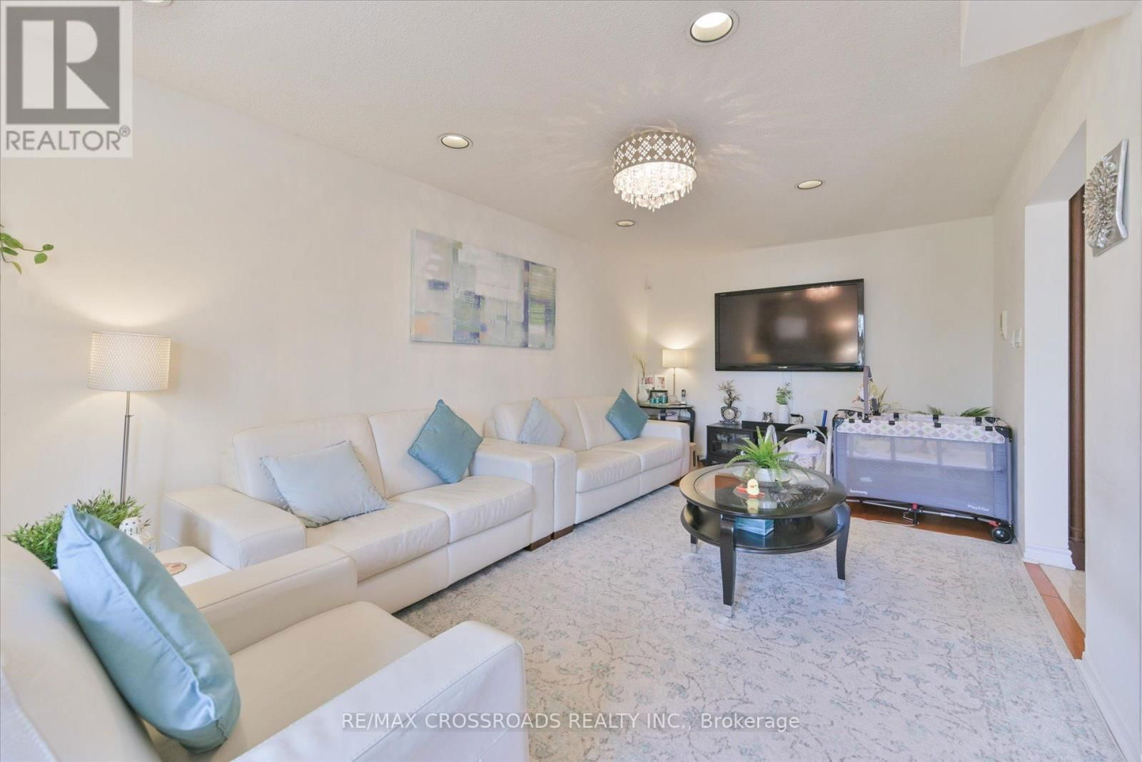 6 GLENHEATHER TERRACE Image 17