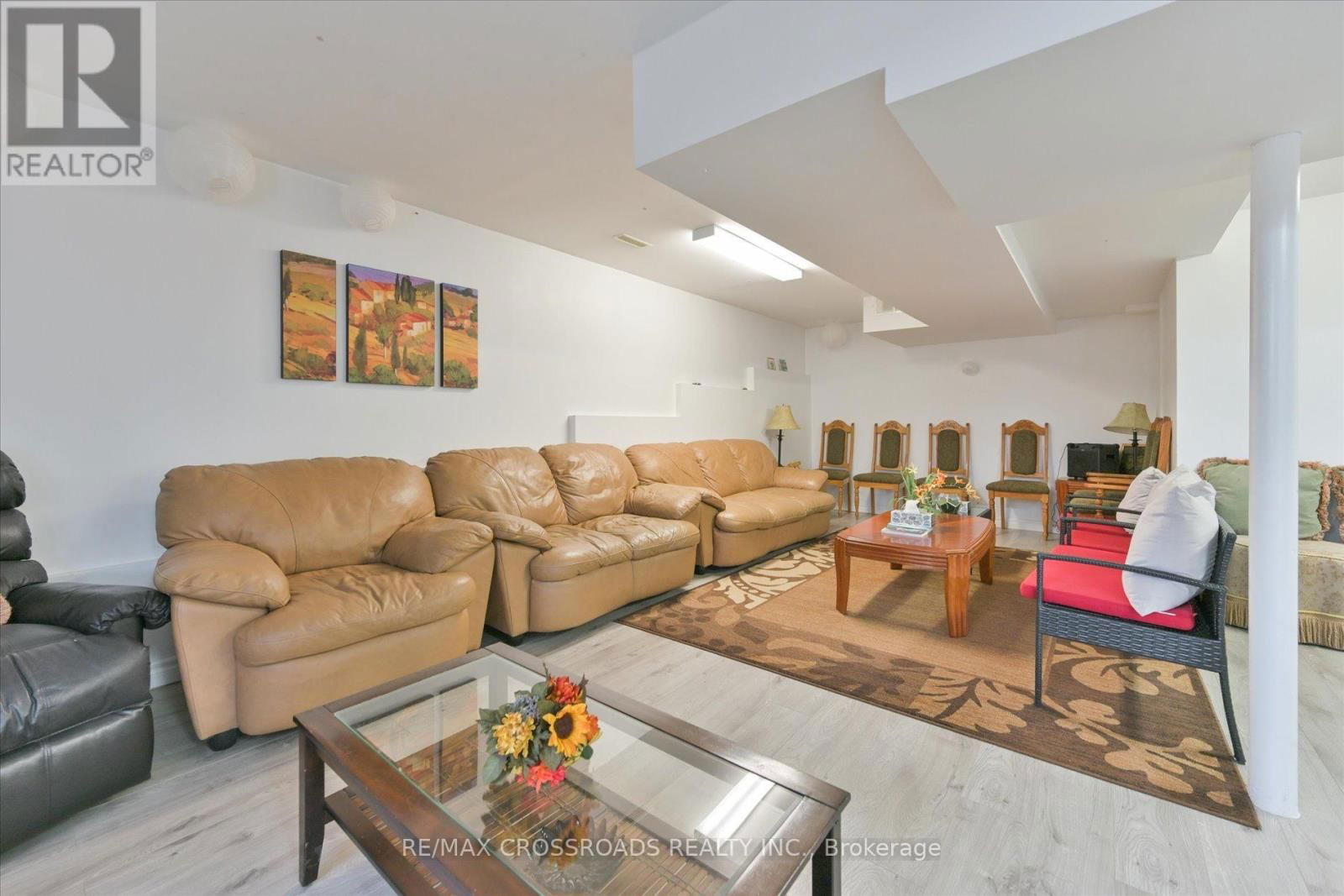 6 GLENHEATHER TERRACE Image 36