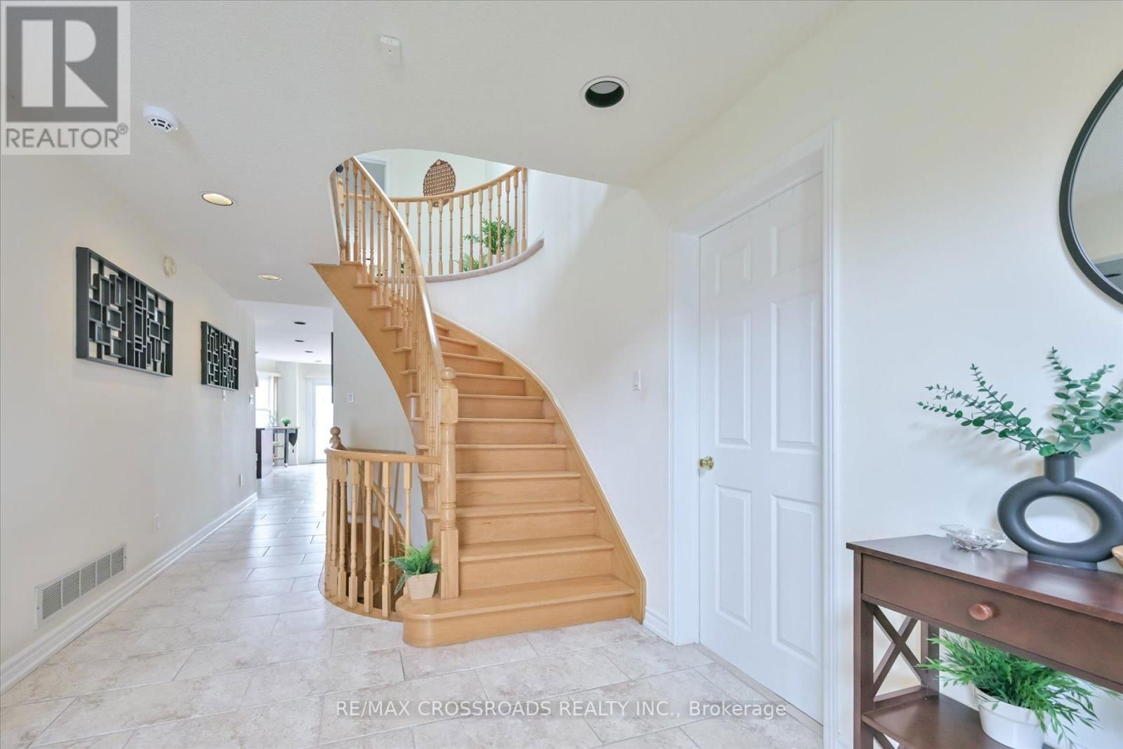 6 GLENHEATHER TERRACE Image 7