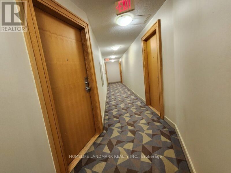 2105 - 68 GRANGEWAY AVENUE Image 15