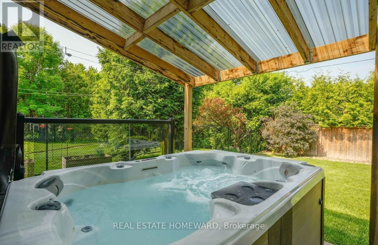 56 GEORGINA DRIVE Image 26