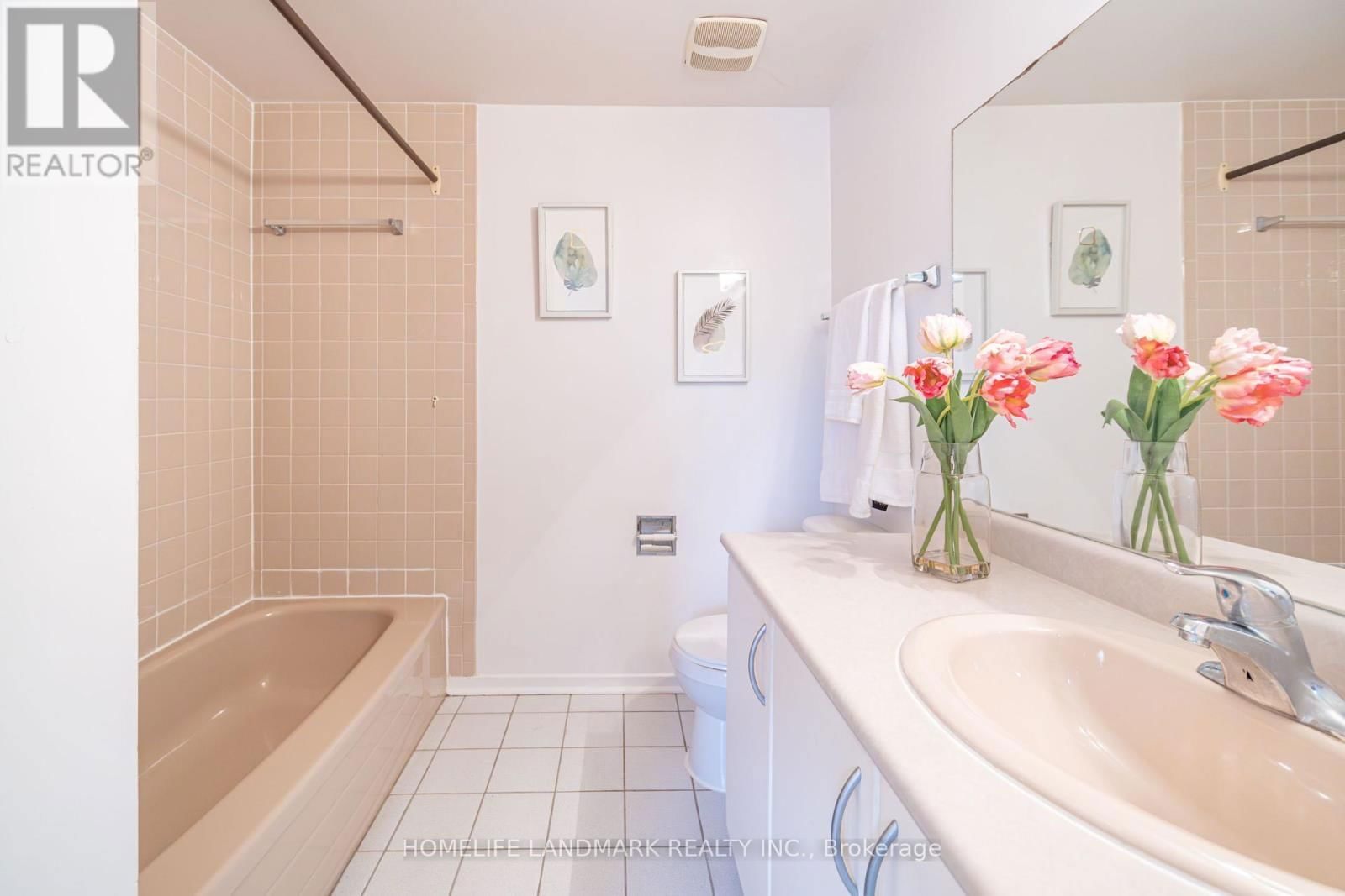 98 ECCLESFIELD DRIVE Image 24