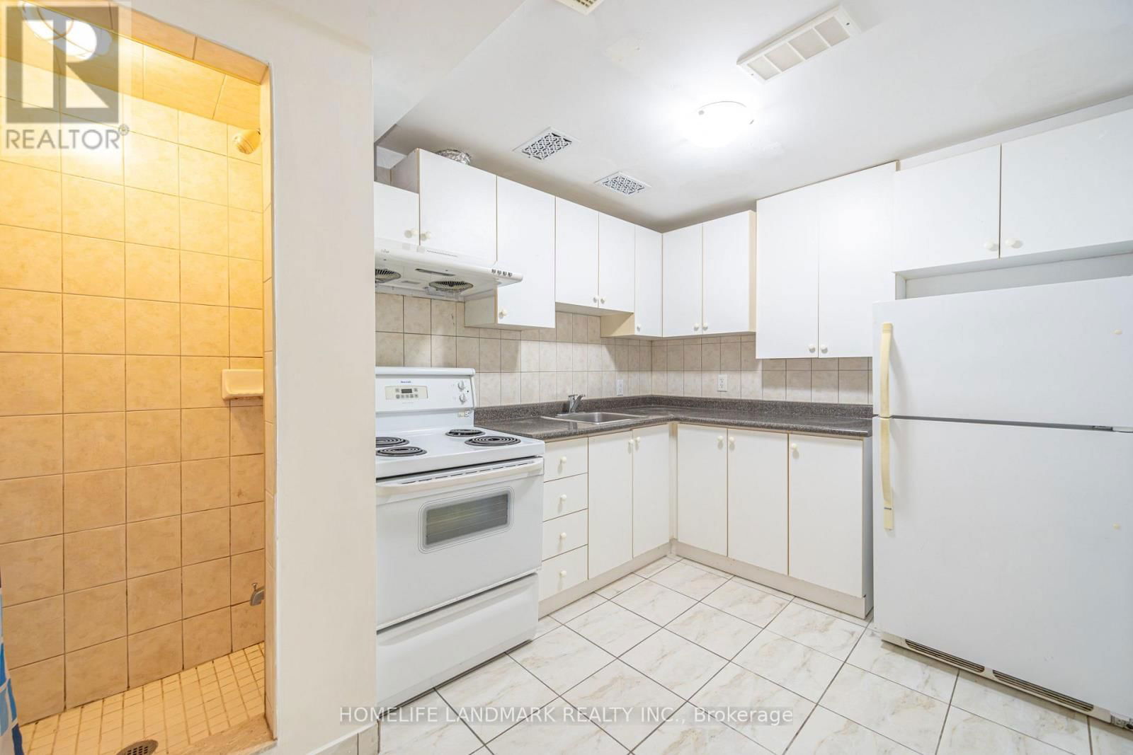 98 ECCLESFIELD DRIVE Image 28