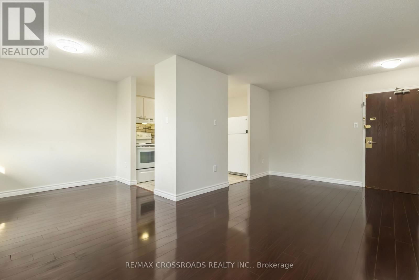 410 - 100 DUNDALK DRIVE Image 3