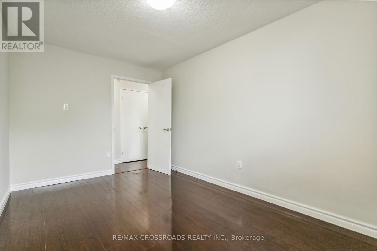 410 - 100 DUNDALK DRIVE Image 6