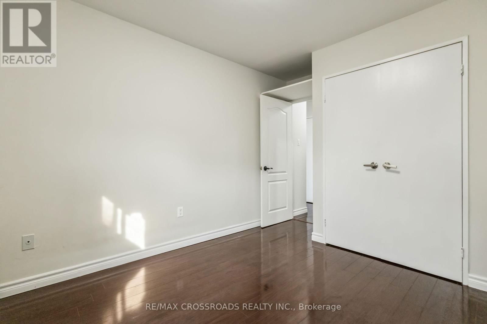 410 - 100 DUNDALK DRIVE Image 9