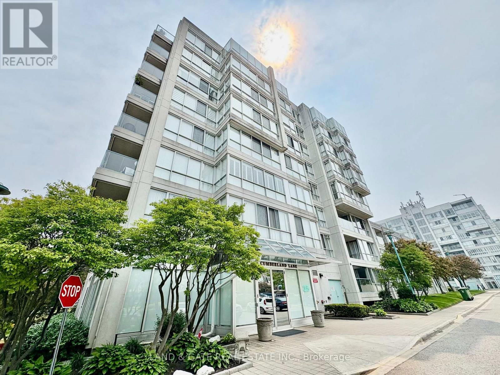 112 - 25 CUMBERLAND LANE Image 34