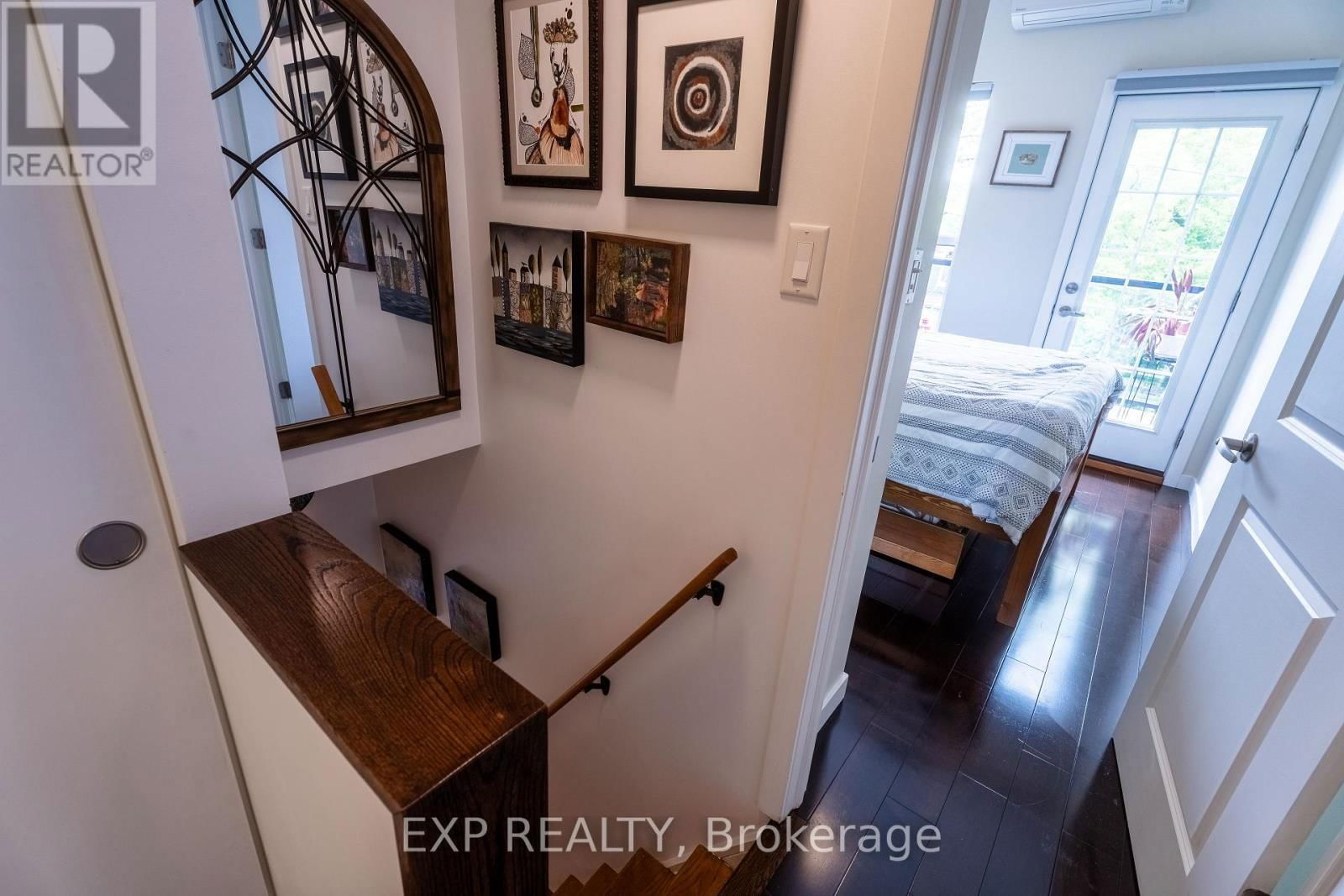 819 CRAVEN ROAD Image 23