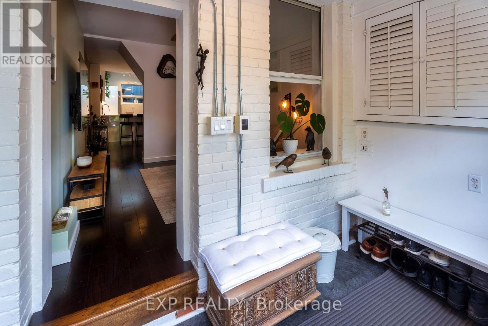 819 CRAVEN ROAD Image 5