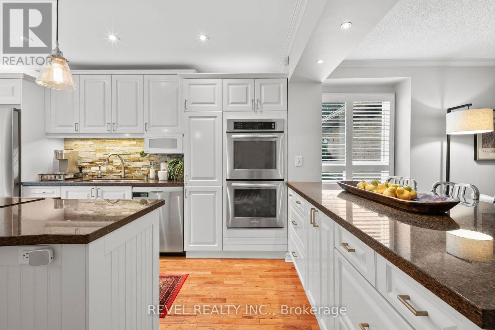 2 PATTERSON CRESCENT Image 13