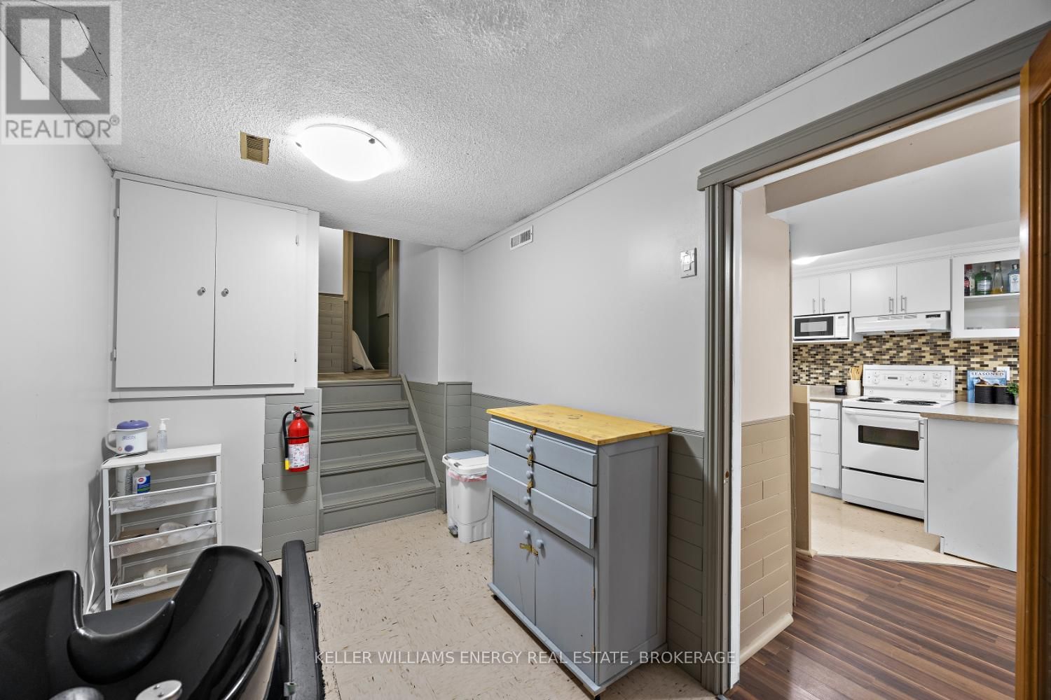 52 VANCOUVER COURT Image 19