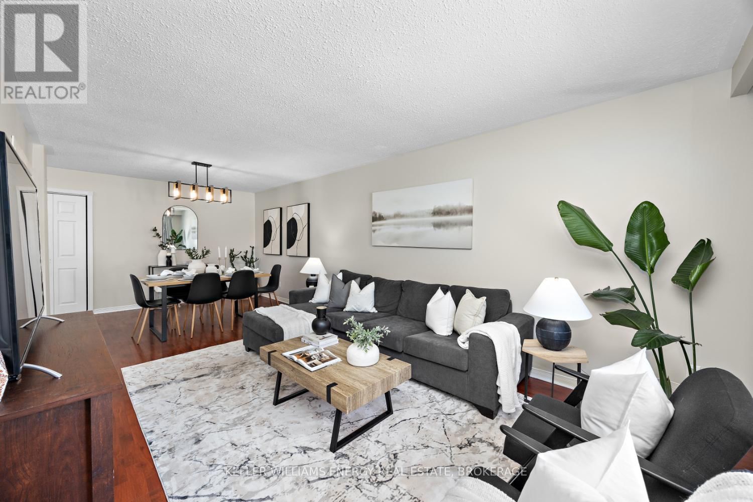 52 VANCOUVER COURT Image 6