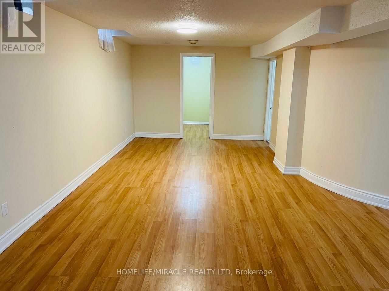 1804 FORESTVIEW DRIVE EAST Image 6
