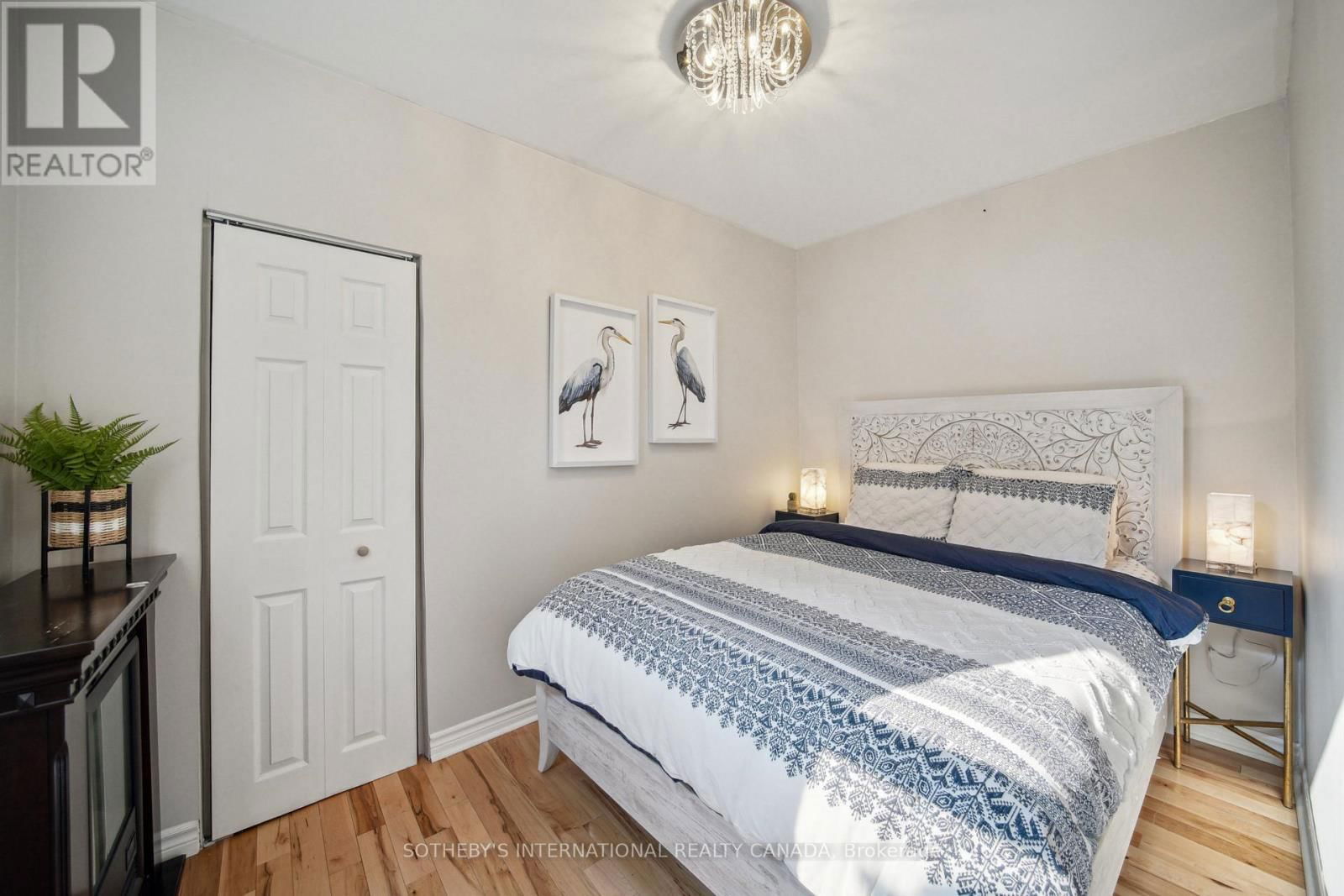 3722 ST. CLAIR AVENUE EAST Image 23
