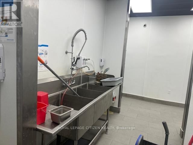 1291 KENNEDY ROAD Image 22