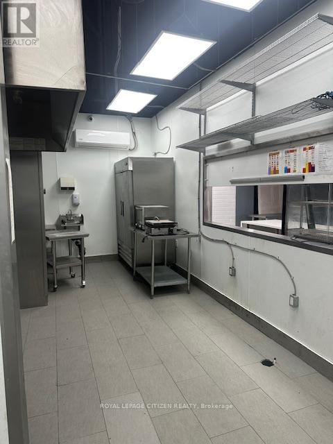 1291 KENNEDY ROAD Image 23