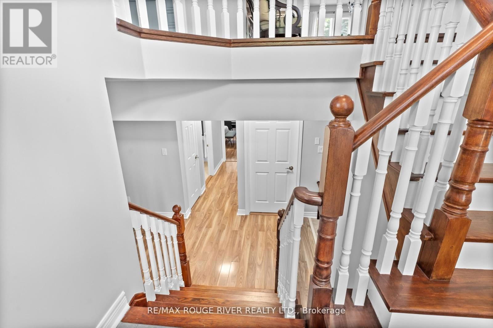 11 MAPLE EDGE LANE Image 24