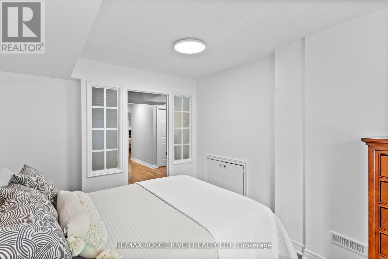 11 MAPLE EDGE LANE Image 26