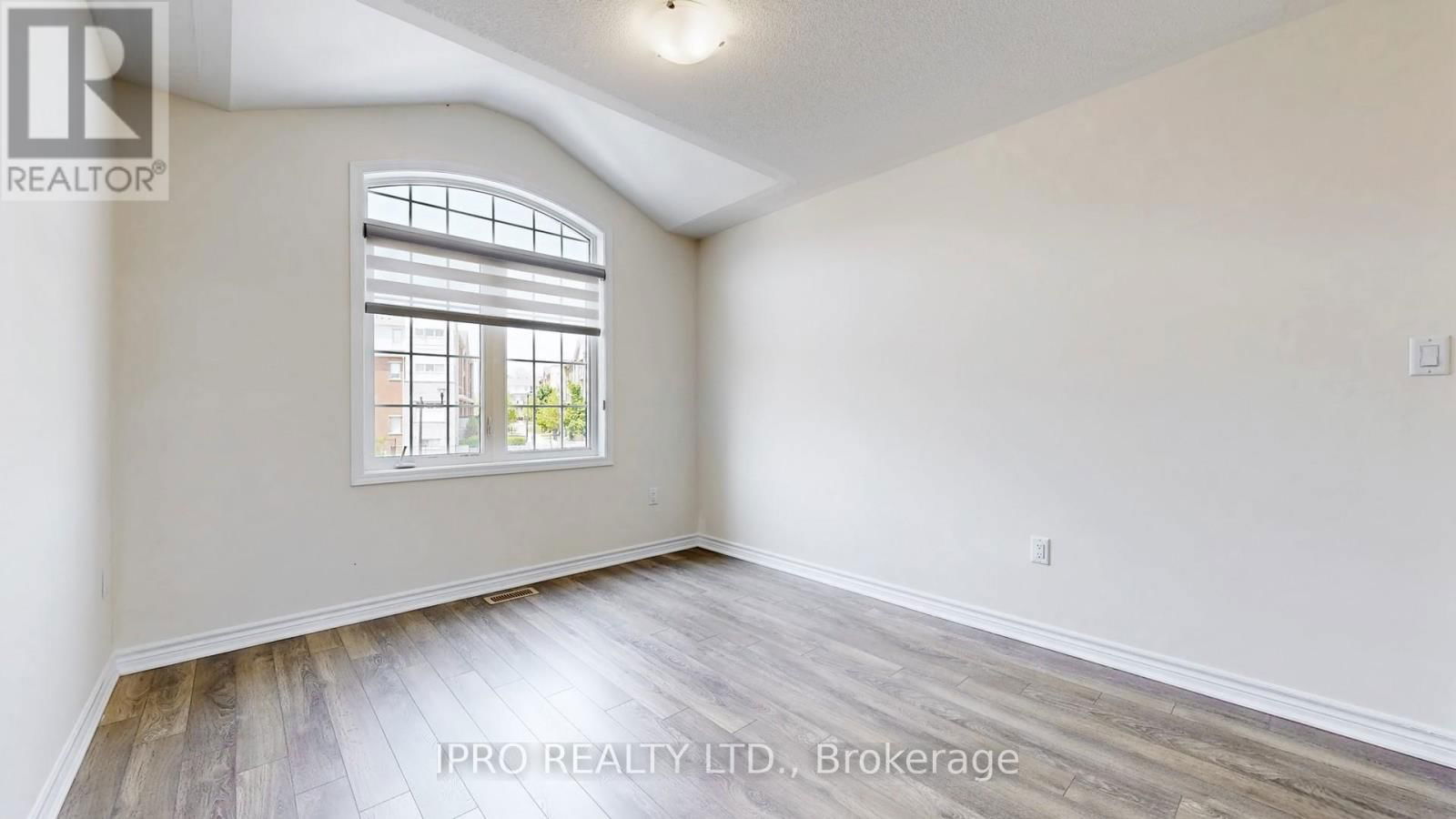 1145 DRAGONFLY AVENUE Image 36