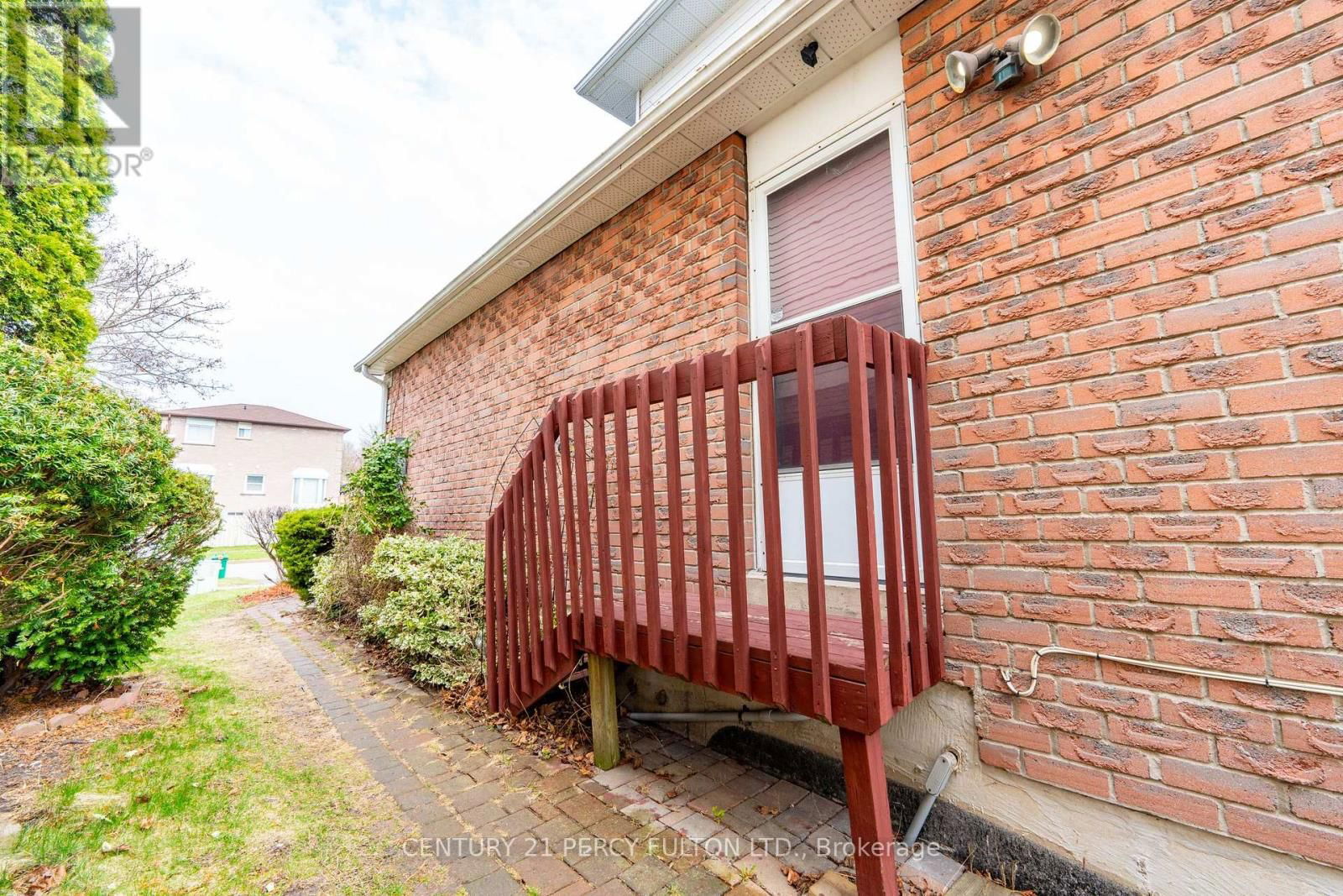 101 SAWDON DRIVE Image 45