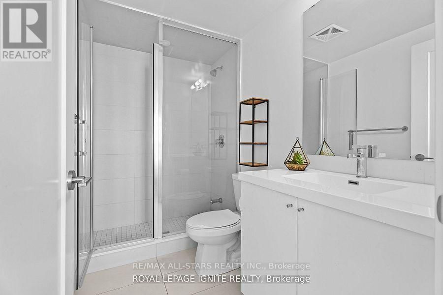 214 - 2550 SIMCOE STREET NORTH Image 12